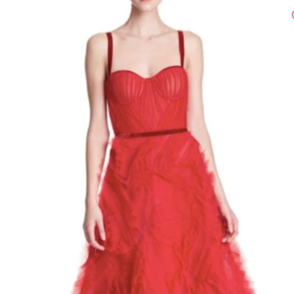 Marchesa - Sleeveless Tulle Gown
